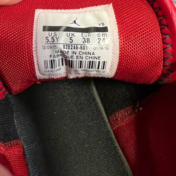 Jordan Flight Origin 3. Size 5.5Y
Gym Red/Black-White-Black - Picture 5 of 16